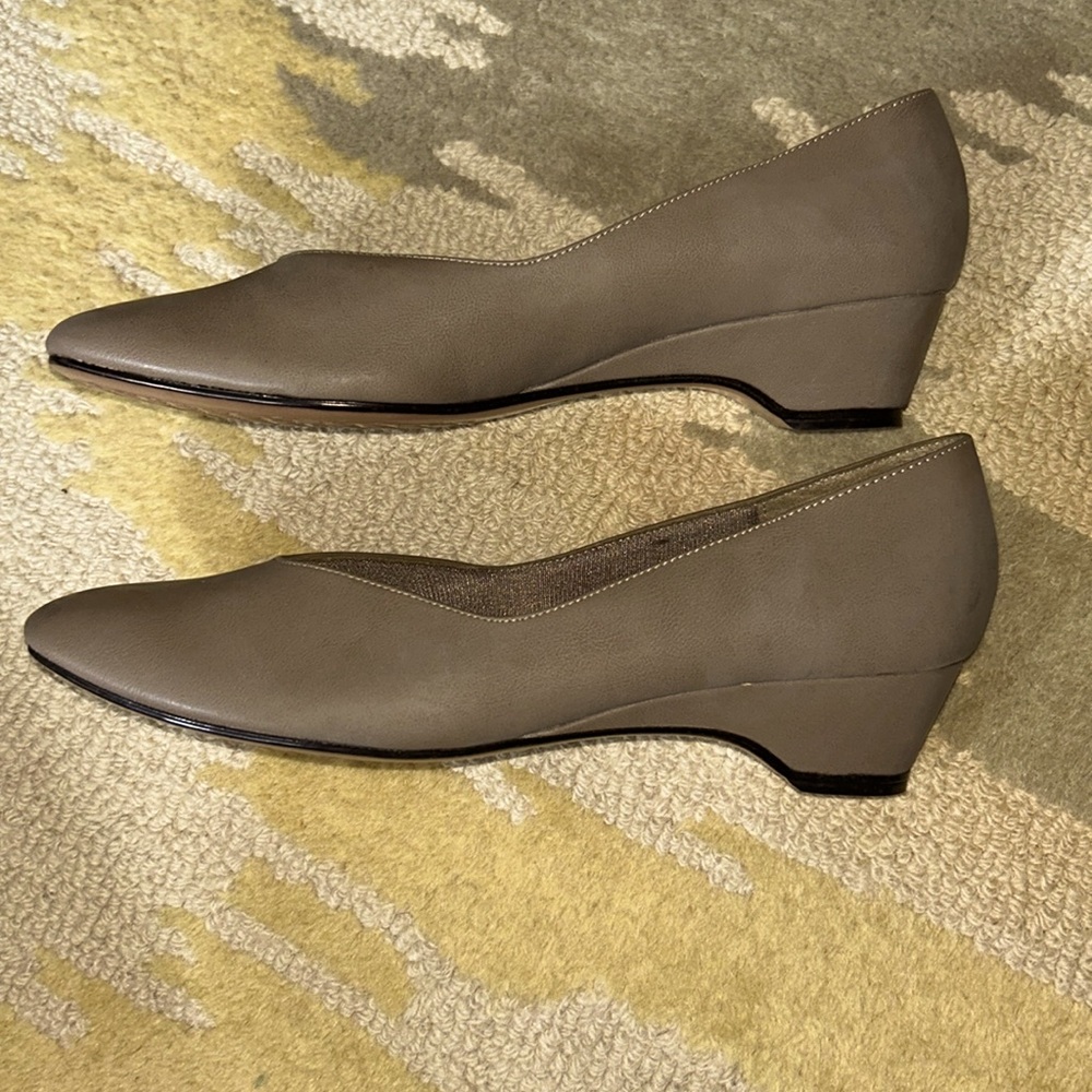 Naturalizer Royal Taupe smth size 10